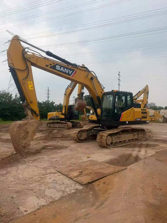Buy Sany SY205H Used Excavator / 1