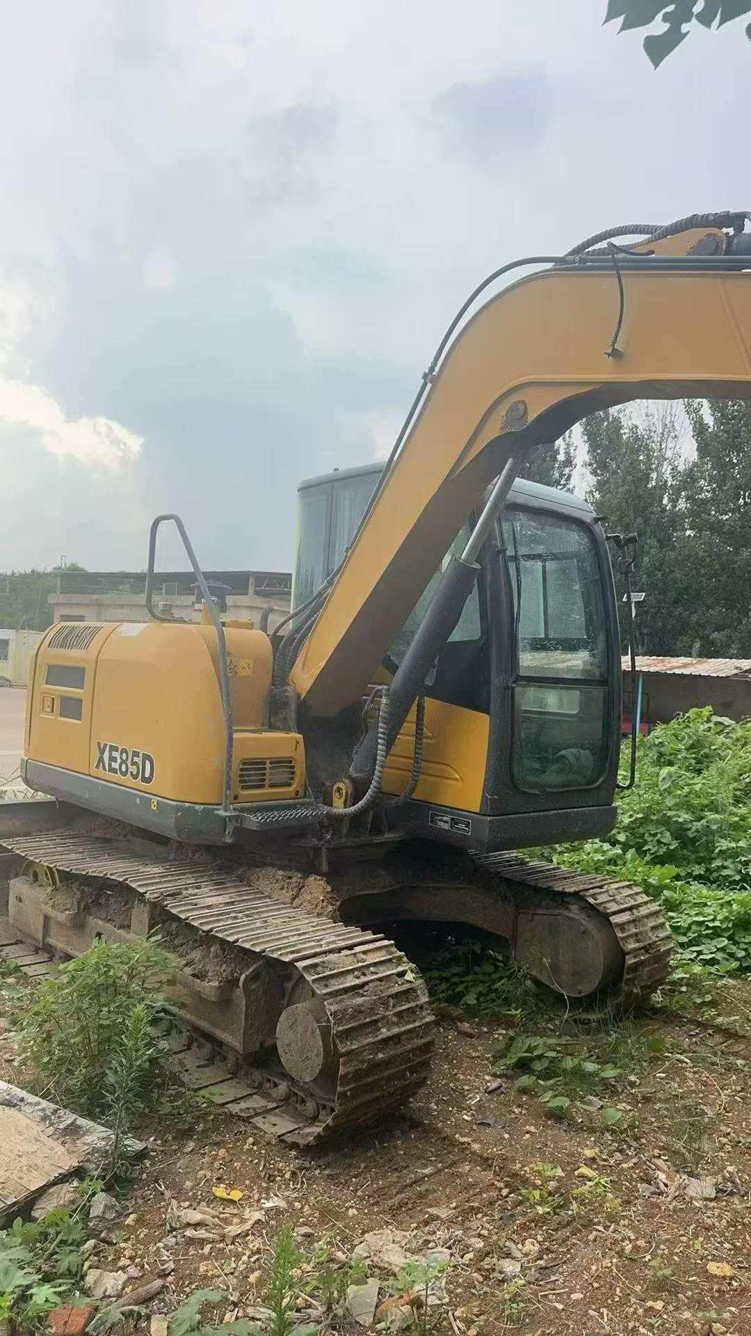 Buy XCMG XE75C Used Excavator / 1