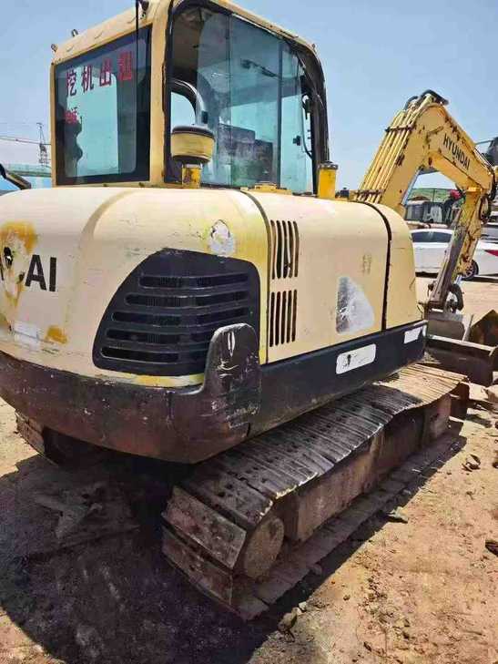Buy Hyundai HX60 Used Excavator / 1