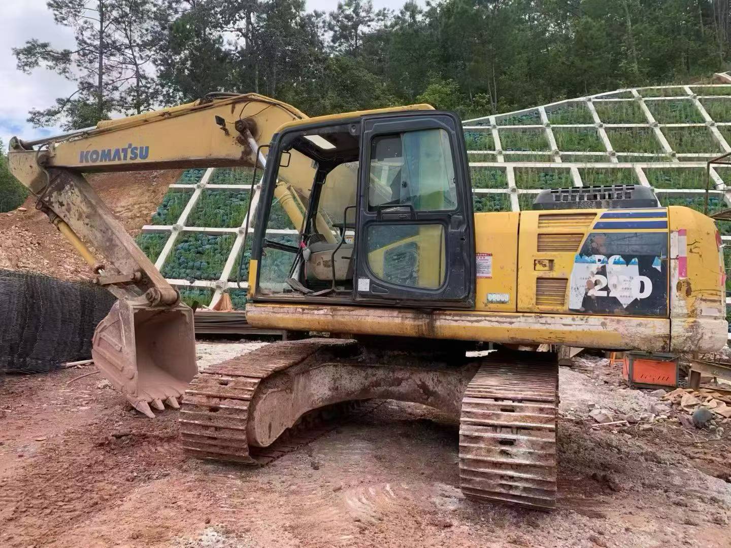 Buy Komatsu PC200-8N1 Used Excavator / 9 Buy Komatsu PC200-8N1 Used Excavator / 9