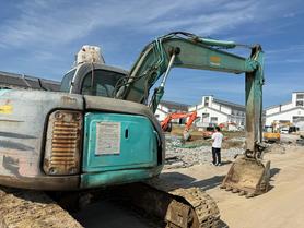Buy Kobelco SK135 Used Excavator / 6 Buy Kobelco SK135 Used Excavator / 6