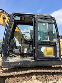 Buy Sany SY125C Used Excavator / 4 Buy Sany SY125C Used Excavator / 4