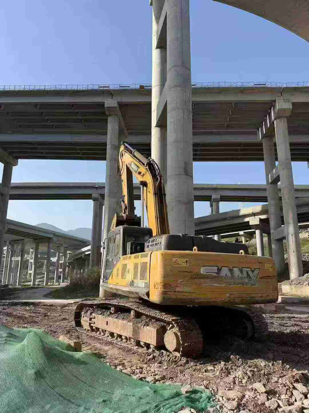 Buy Sany SY305C Used Excavator / 4 Buy Sany SY305C Used Excavator / 4