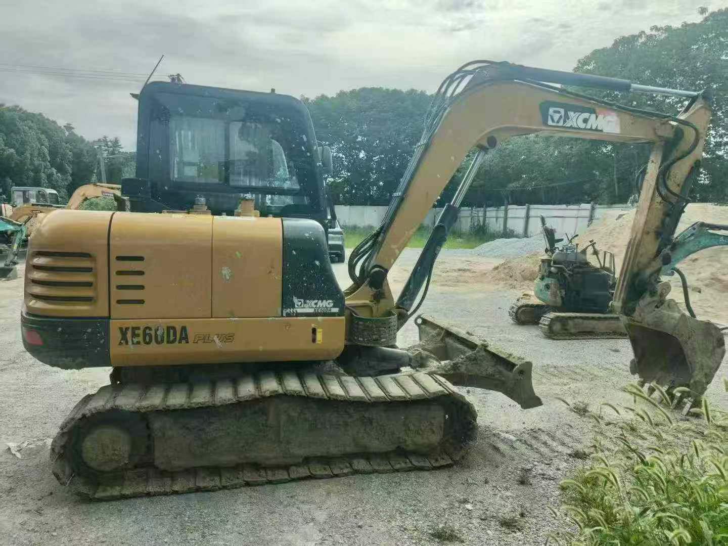 Buy XCMG XE60 Used Excavator / 3