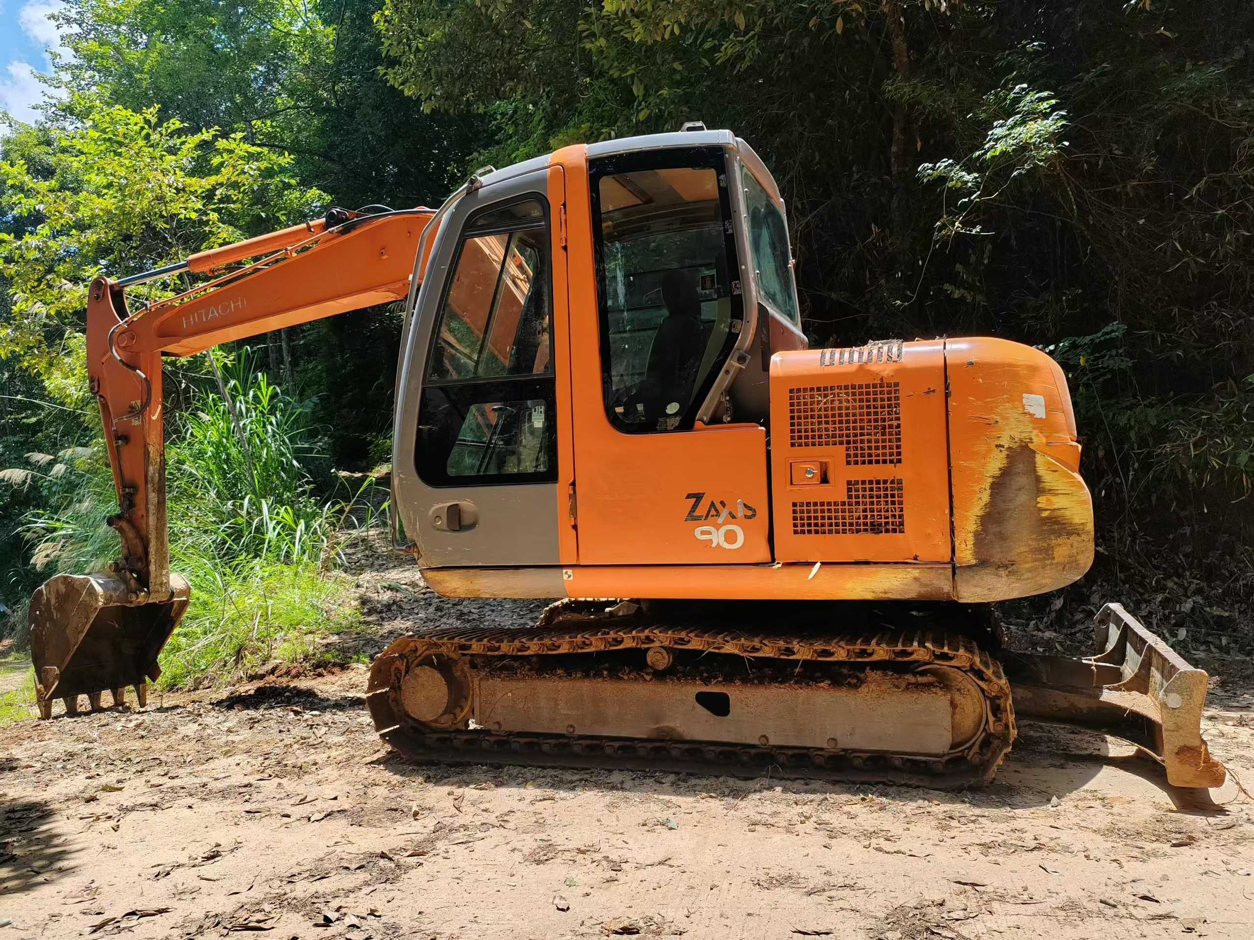 Buy Hitachi ZX60 Used Excavator / 1