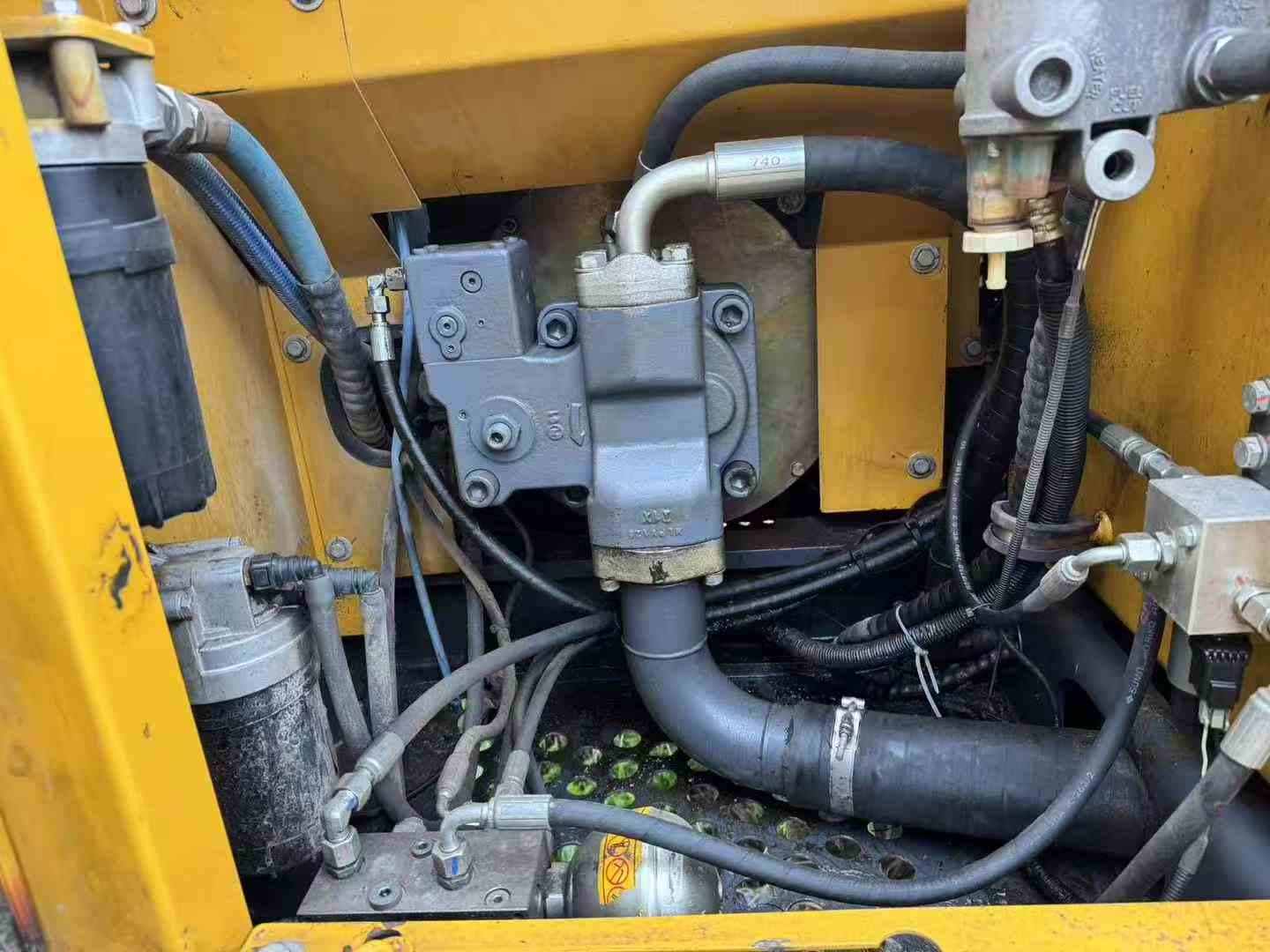 Buy XCMG XE150 Used Excavator / 7 Buy XCMG XE150 Used Excavator / 7