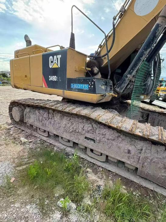 Buy Caterpillar 349E Used Excavator / 1