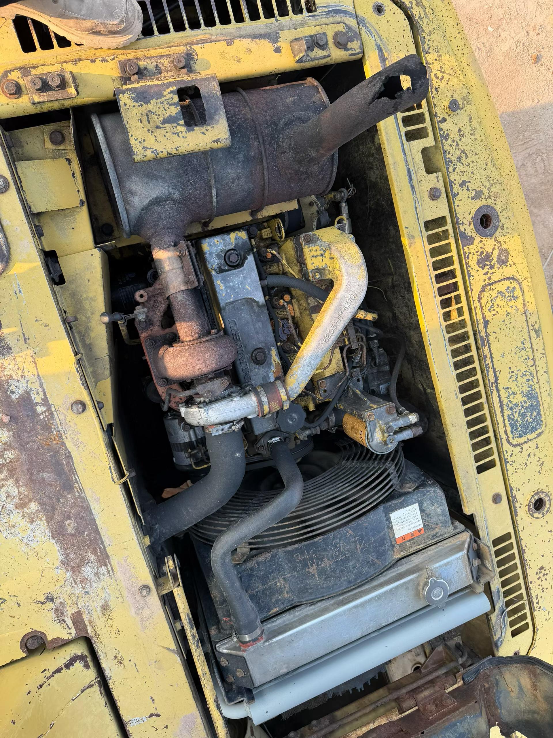 Buy Komatsu PC120-6 Used Excavator / 5