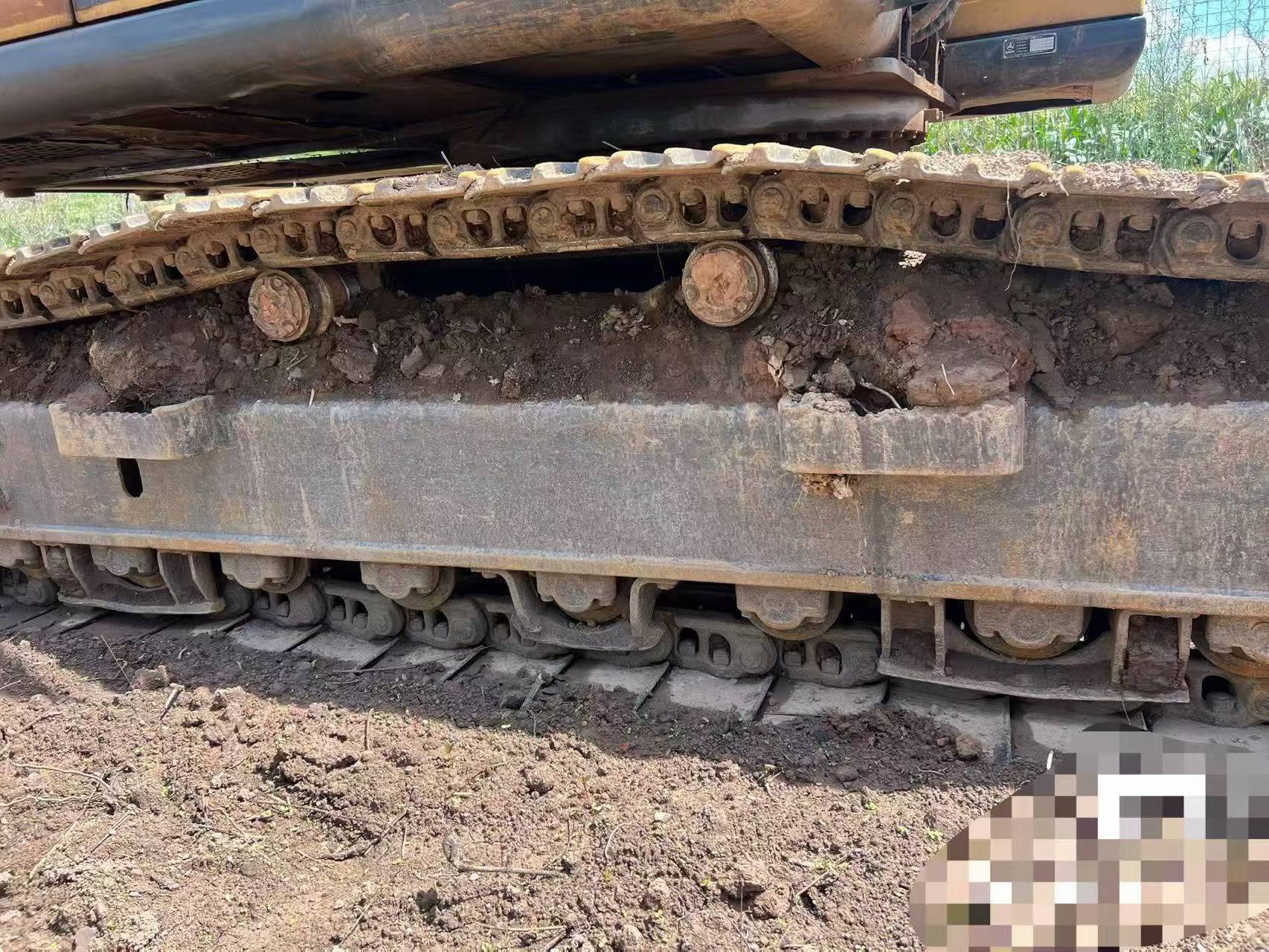 Buy Sany SY215C-8 Used Excavator / 2 Buy Sany SY215C-8 Used Excavator / 2
