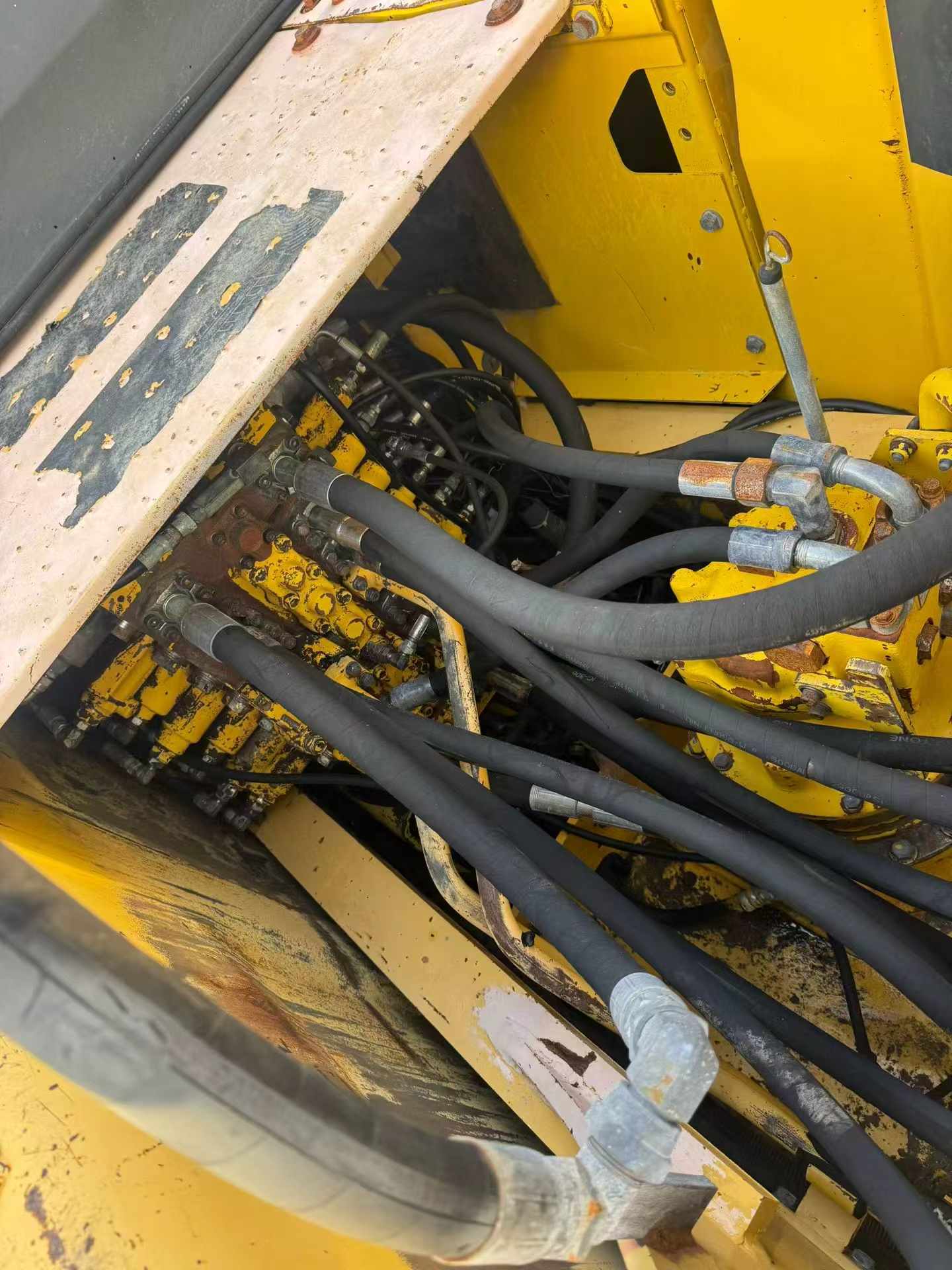 Buy Komatsu PC200-8 Used Excavator / 5