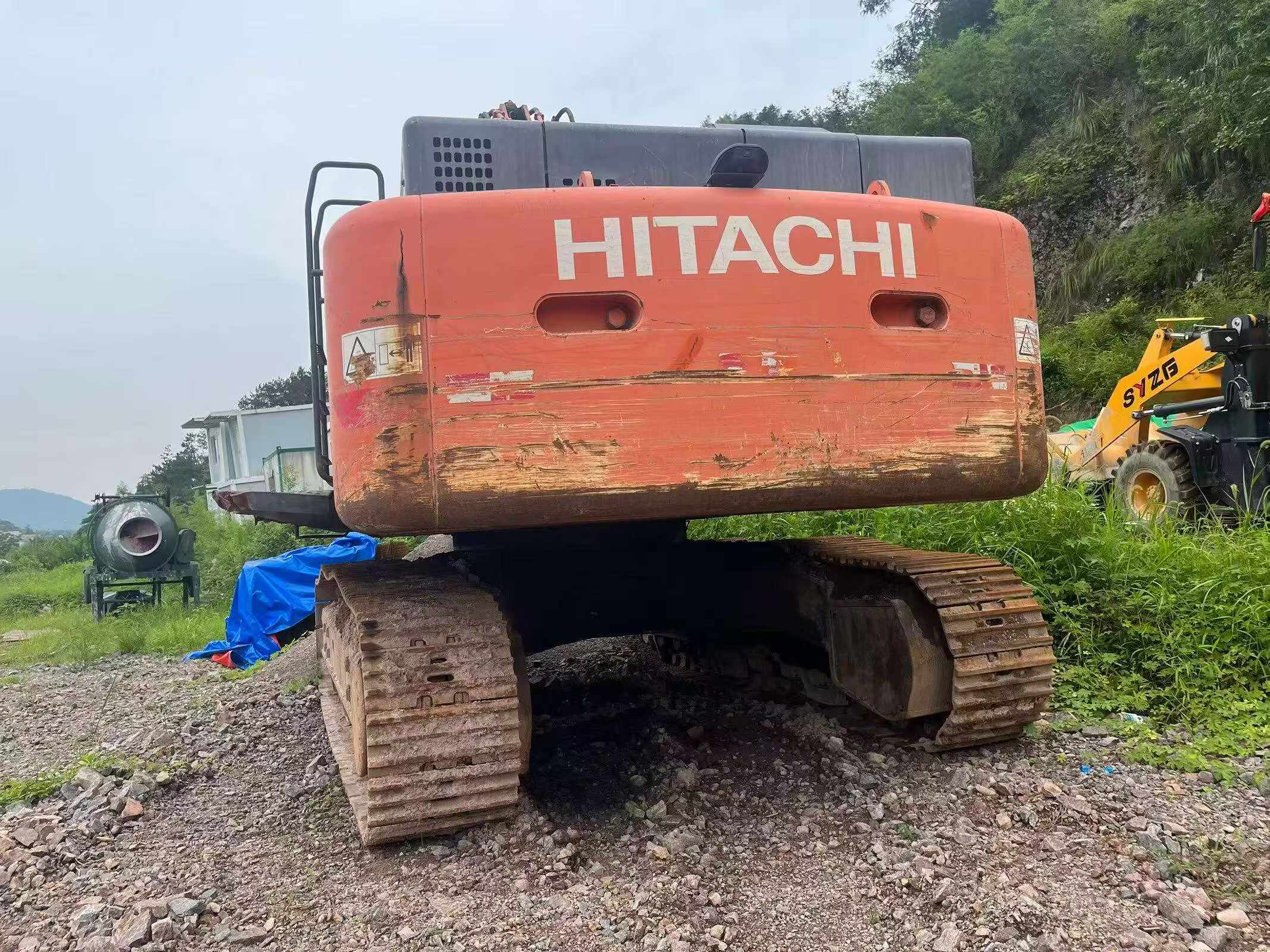 Buy Hitachi ZX490LCH-5A Used Excavator / 1
