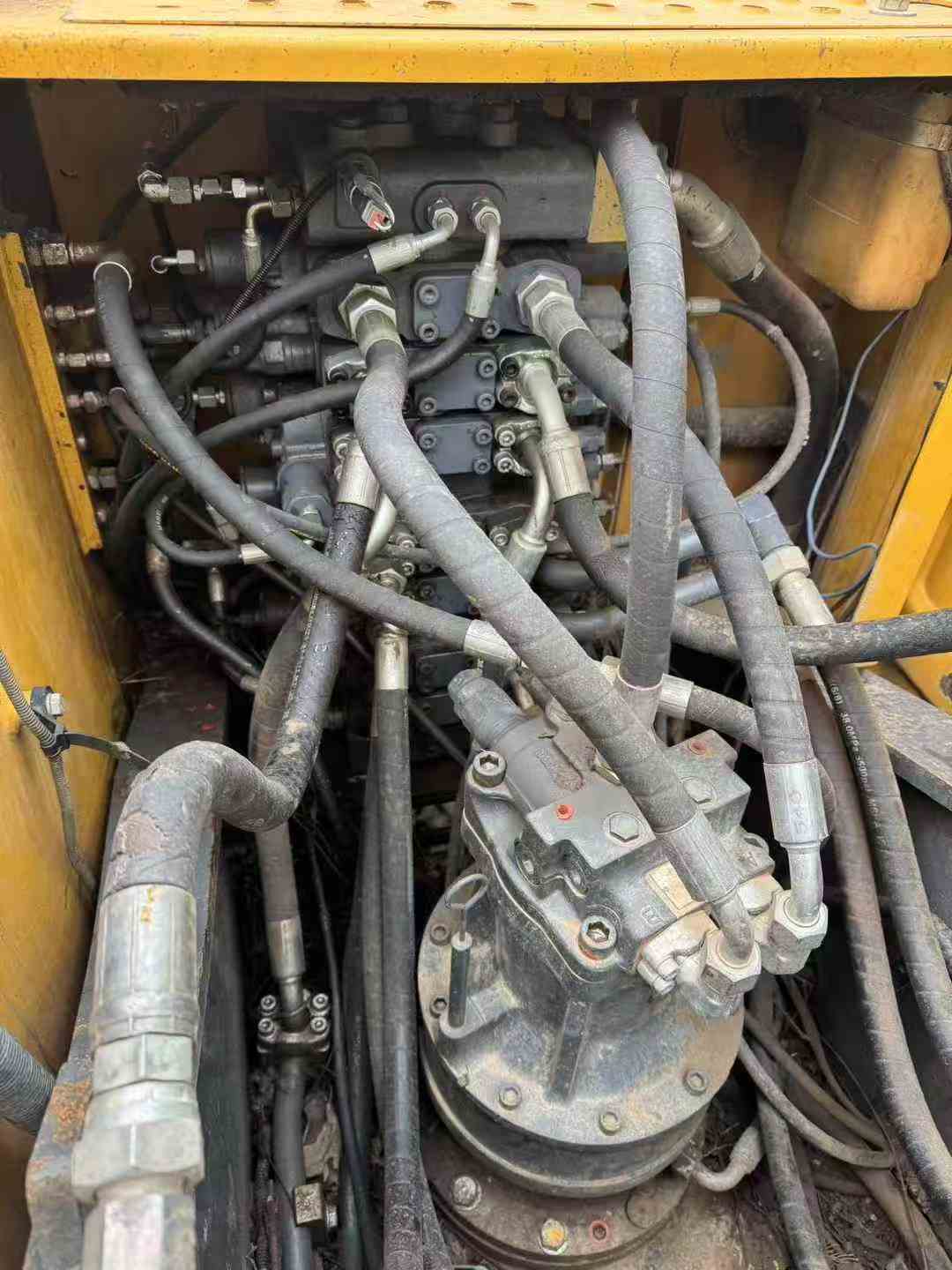 Buy XCMG XE150 Used Excavator / 5 Buy XCMG XE150 Used Excavator / 5