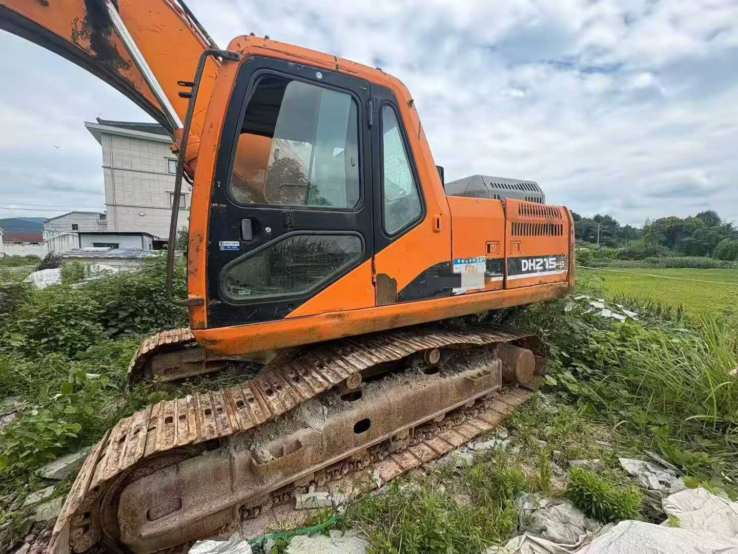 Buy Doosan DH215-9 Used Excavator / 1