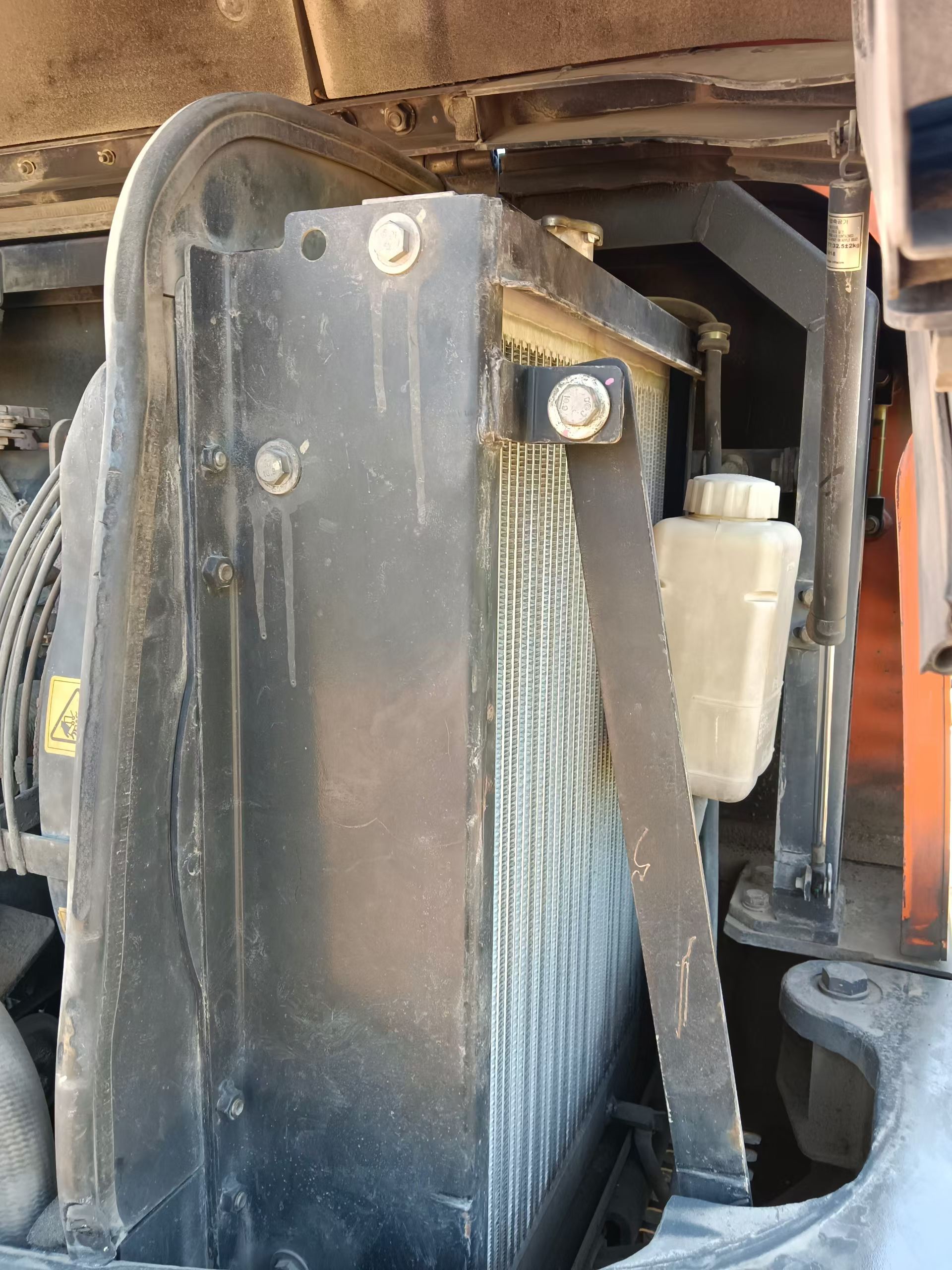 Buy Doosan DH60 Used Excavator / 7 Buy Doosan DH60 Used Excavator / 7