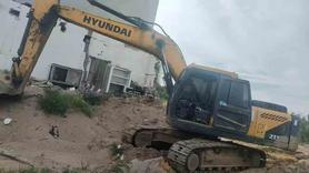 Buy Hyundai R215VS Used Excavator / 4 Buy Hyundai R215VS Used Excavator / 4
