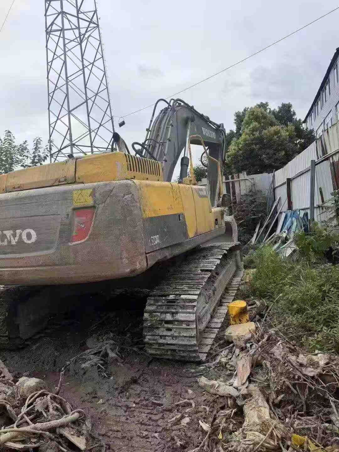 Buy Volvo EC300D Used Excavator / 6 Buy Volvo EC300D Used Excavator / 6