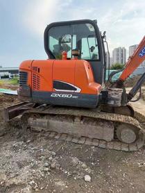 Buy Doosan DX55W Used Excavator / 3 Buy Doosan DX55W Used Excavator / 3