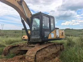 Buy Sany SY215C-8 Used Excavator / 3 Buy Sany SY215C-8 Used Excavator / 3
