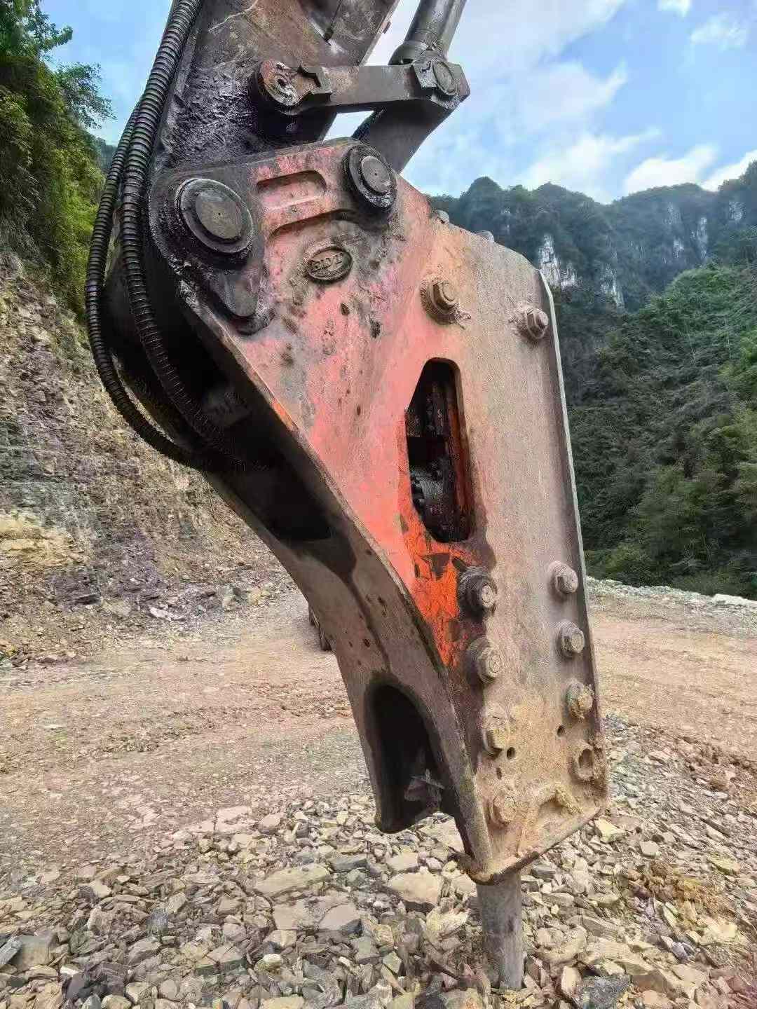 Buy Caterpillar 349E Used Excavator / 9