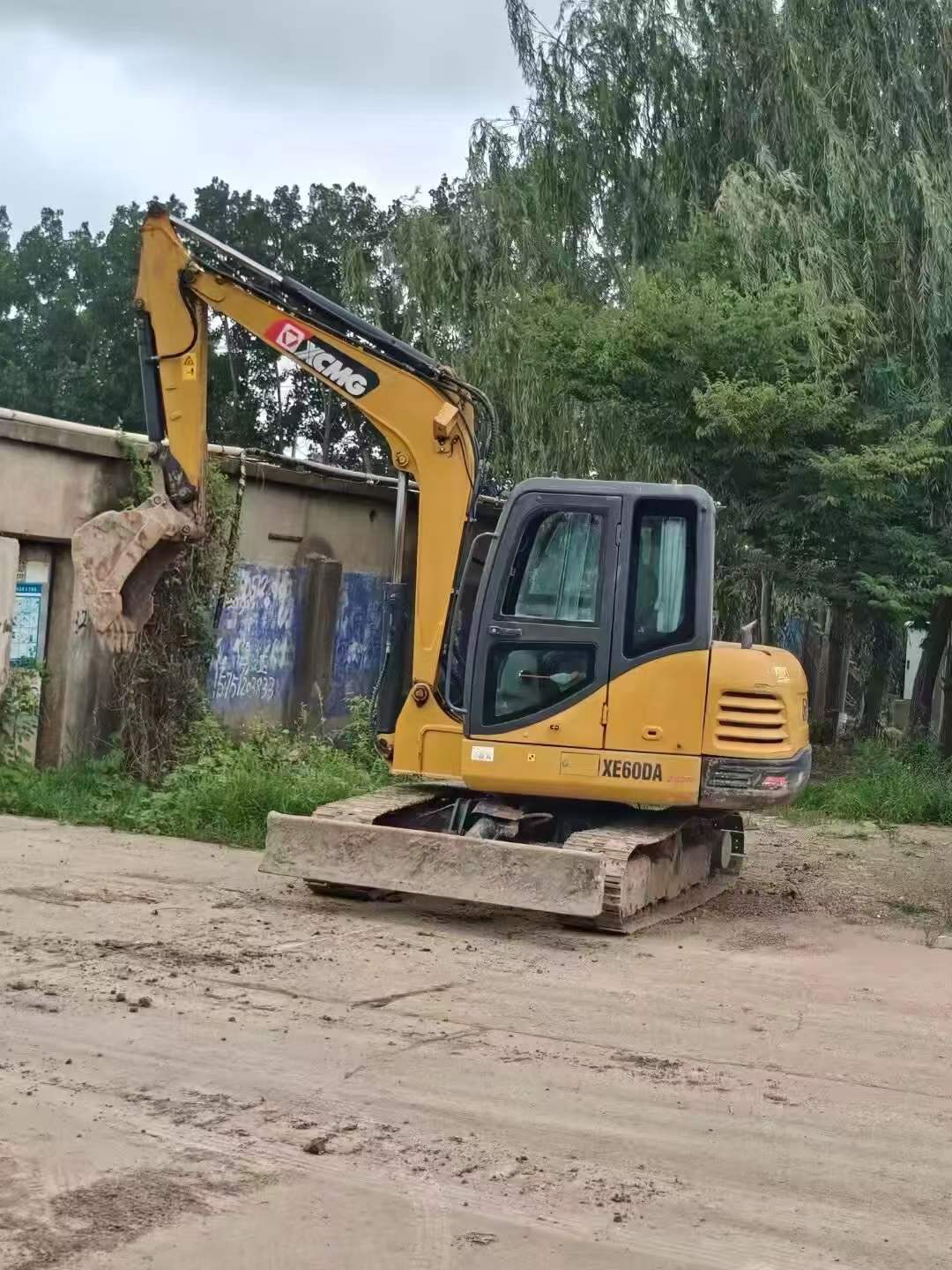 Buy XCMG XE60 Used Excavator / 2