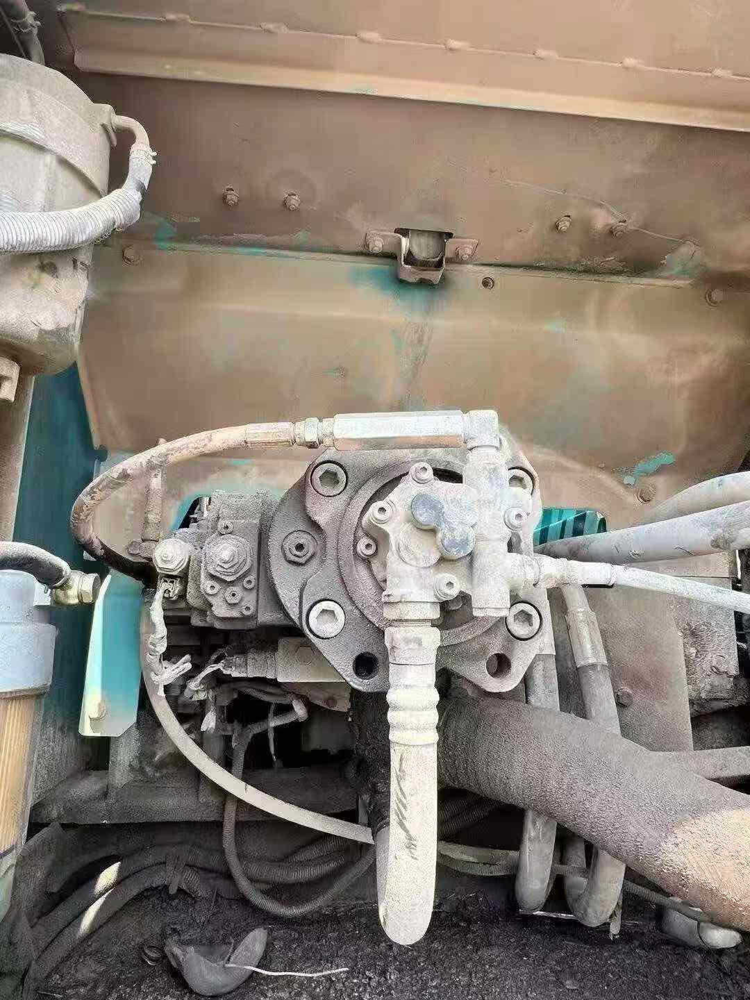 Buy Kobelco SK270D Used Excavator / 2