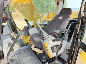 Buy Caterpillar 323 Used Excavator / 9 Buy Caterpillar 323 Used Excavator / 9