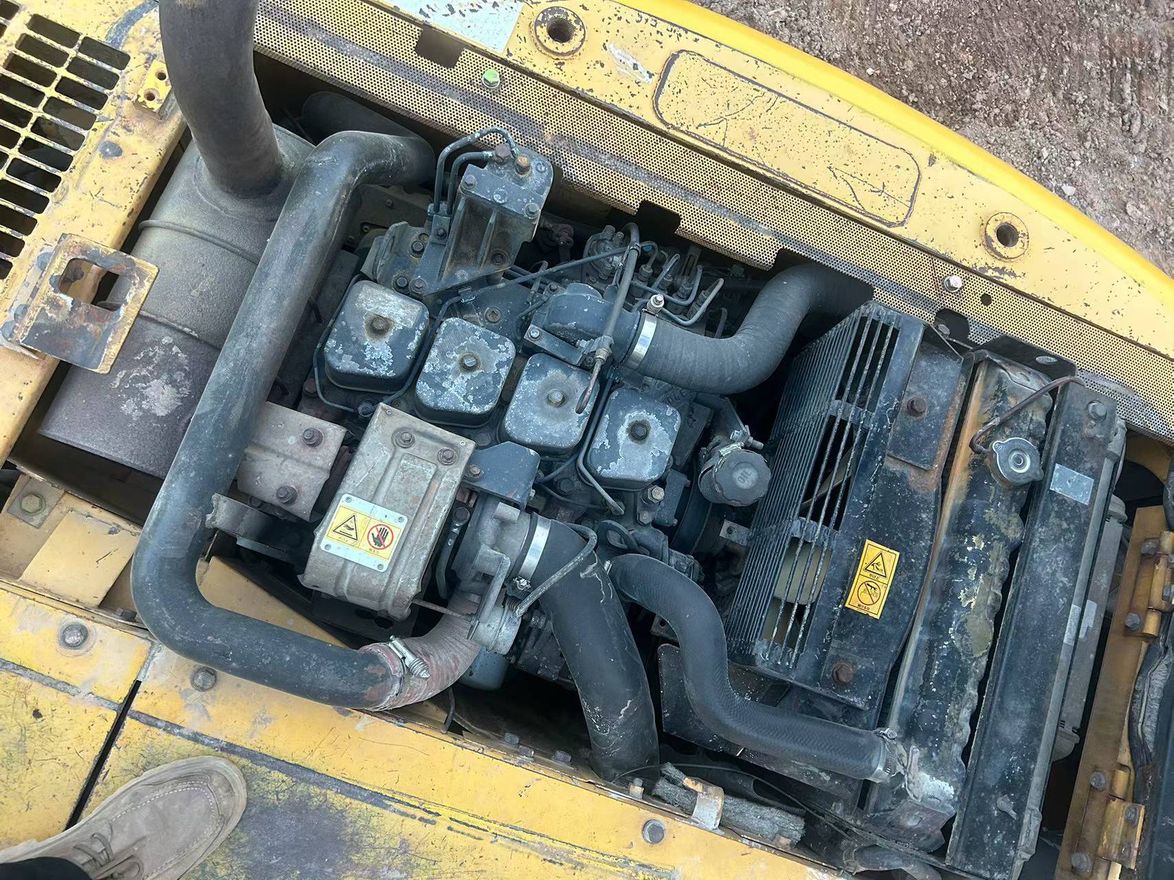 Buy Komatsu PC120-6E Used Excavator / 4