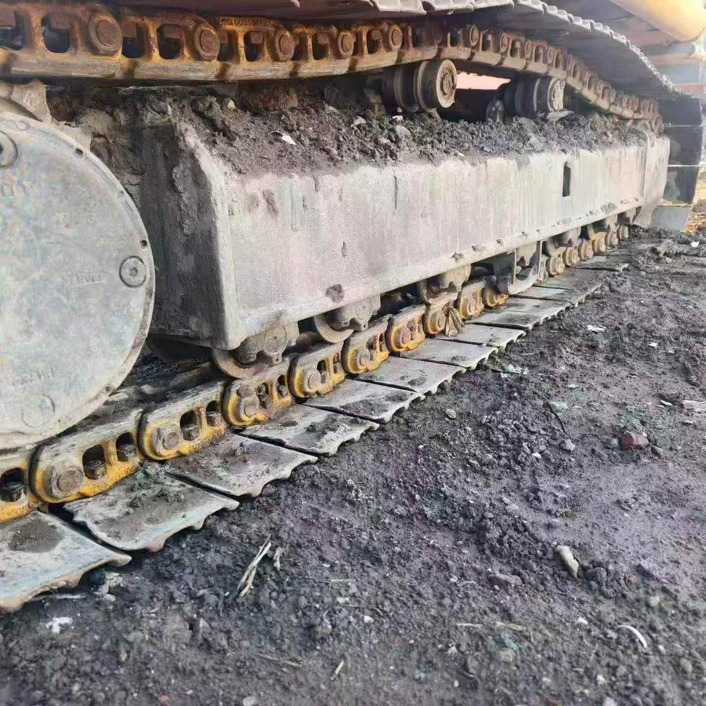 Buy Sumitomo SH200A3 Used Excavator / 9 Buy Sumitomo SH200A3 Used Excavator / 9