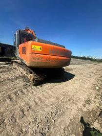Buy Hitachi EX200-3 Used Excavator / 2 Buy Hitachi EX200-3 Used Excavator / 2