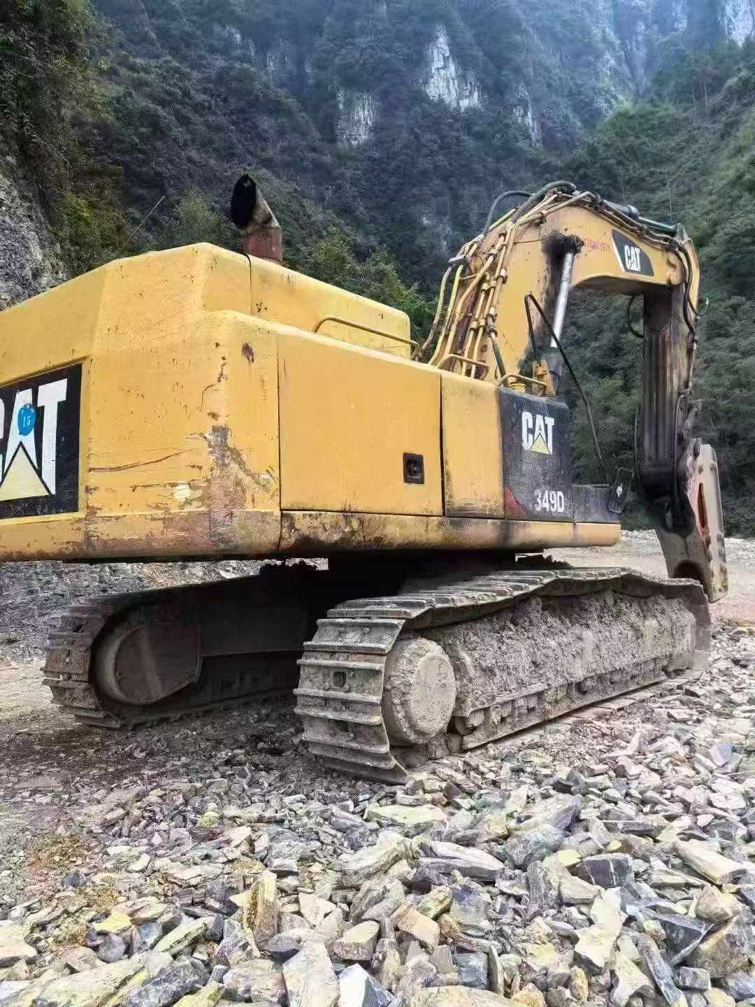 Buy Caterpillar 349E Used Excavator / 4