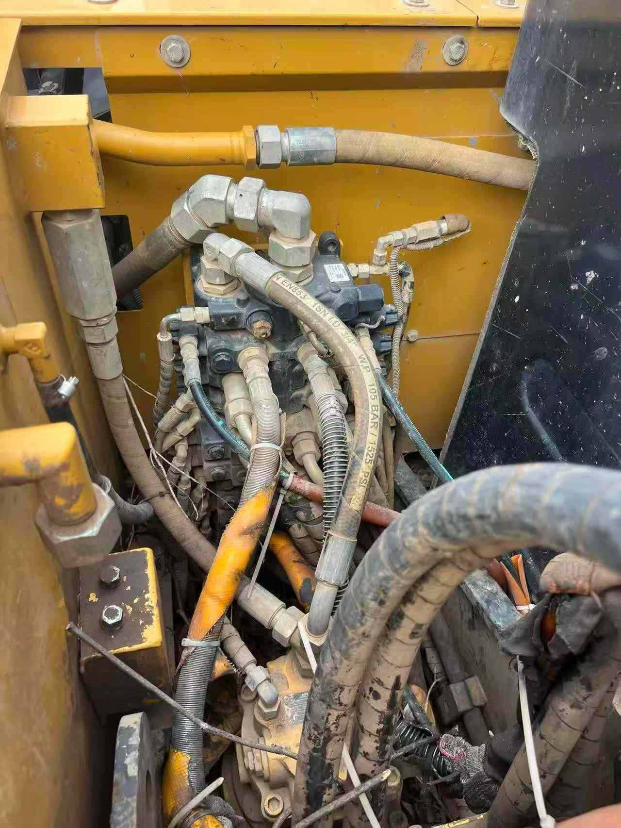 Buy Sany SY75 Used Excavator / 8