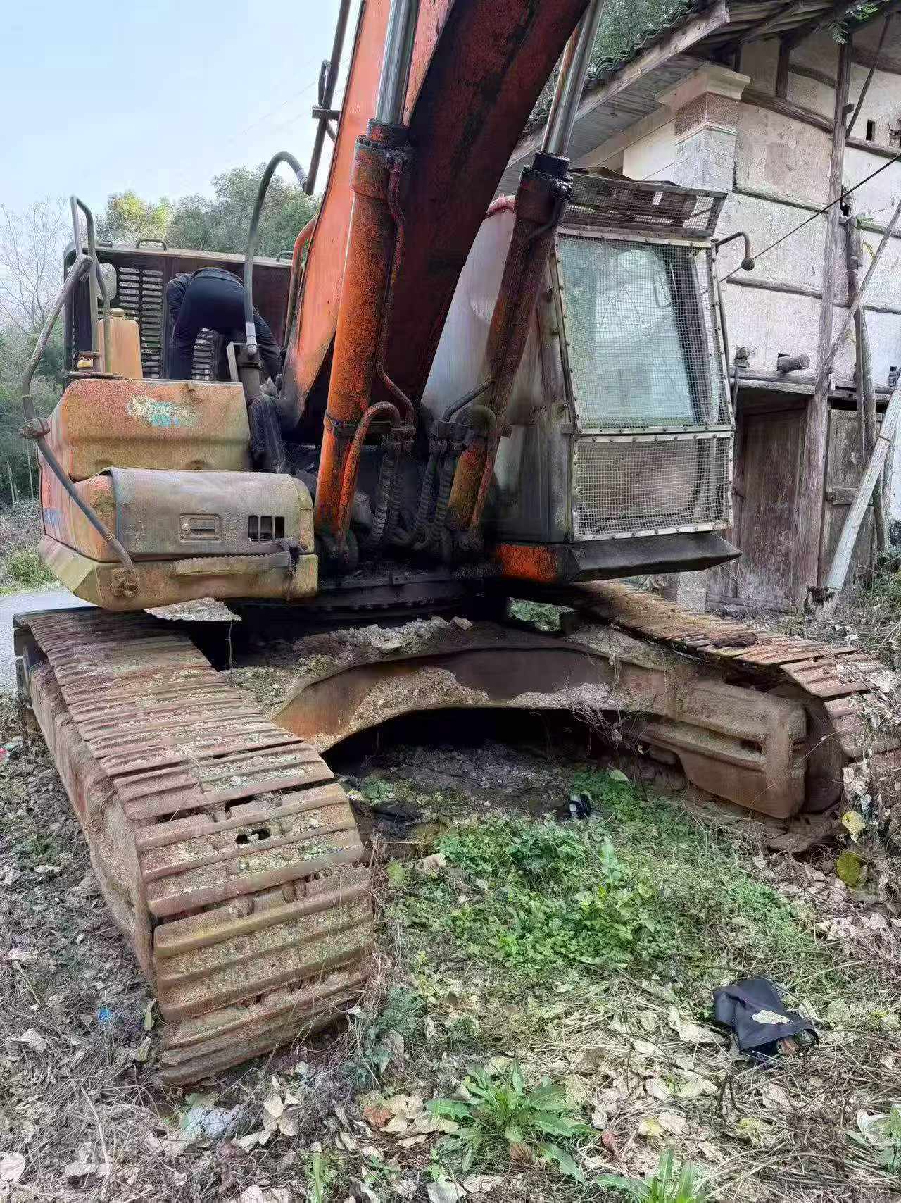 Buy Doosan DX380 Used Excavator / 6
