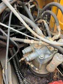 Buy XCMG XE135B Used Excavator / 5 Buy XCMG XE135B Used Excavator / 5