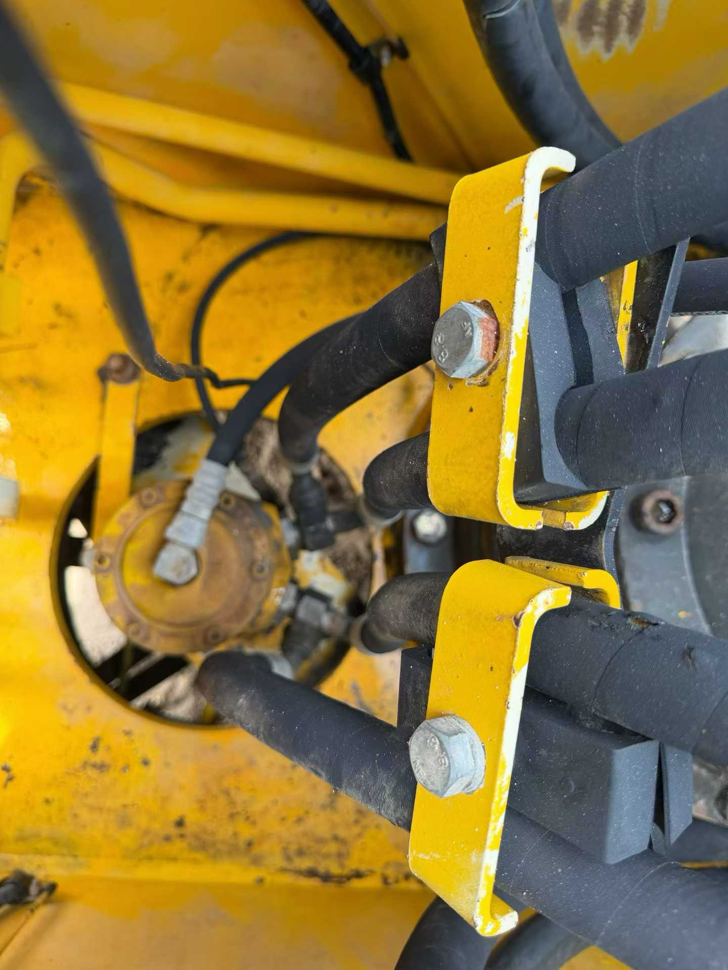Buy Kato Used Excavator / 9 Buy Kato Used Excavator / 9