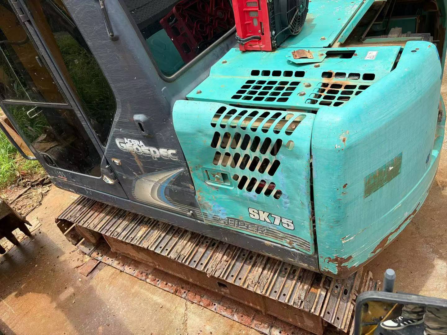 Buy Kobelco SK75 Used Excavator / 2 Buy Kobelco SK75 Used Excavator / 2