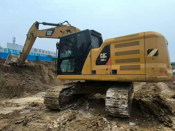 Buy Caterpillar 320GC Used Excavator / 1