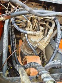 Buy Doosan DH220 Used Excavator / 6 Buy Doosan DH220 Used Excavator / 6