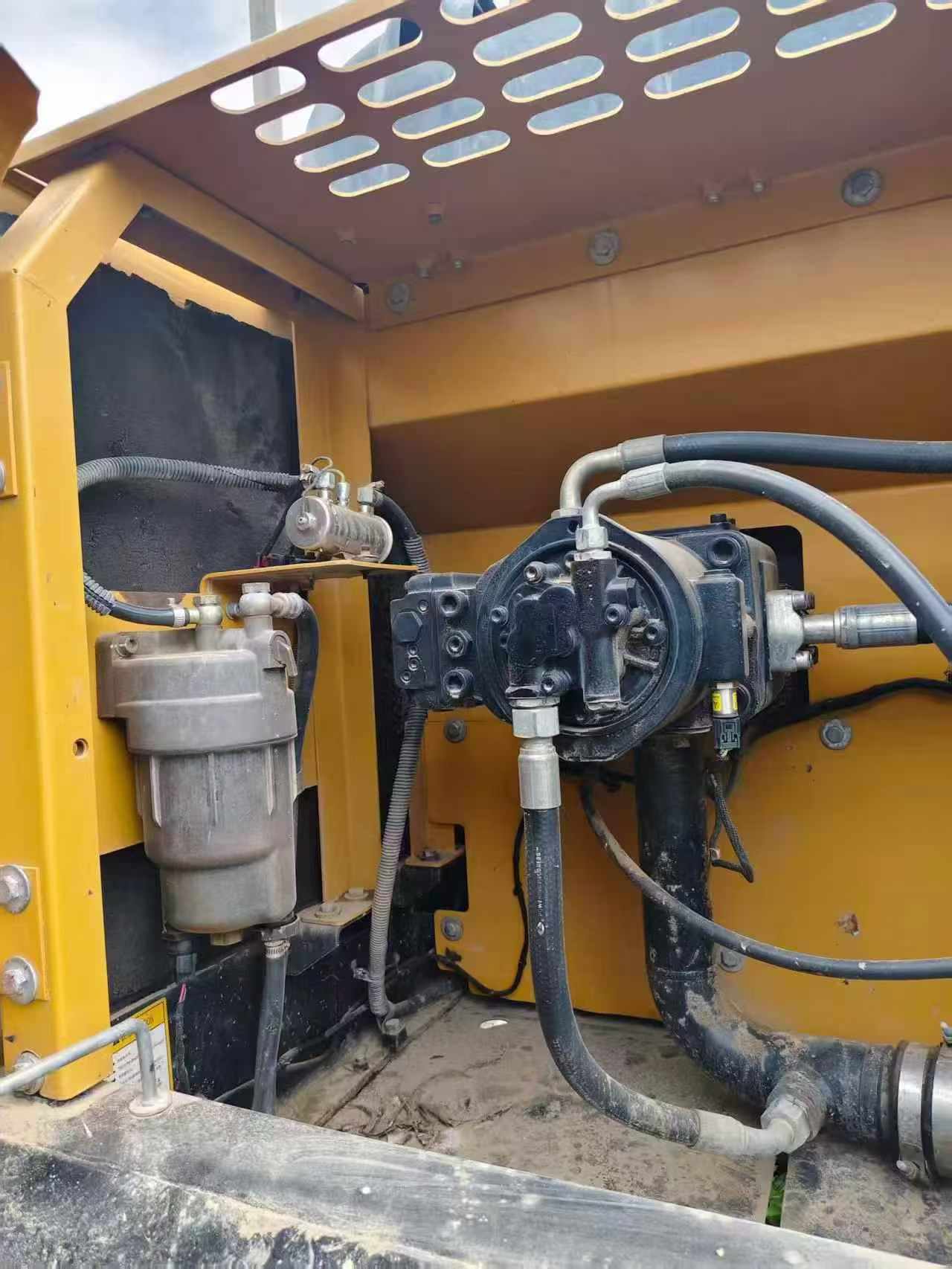 Buy Sany SY245H Used Excavator / 6 Buy Sany SY245H Used Excavator / 6
