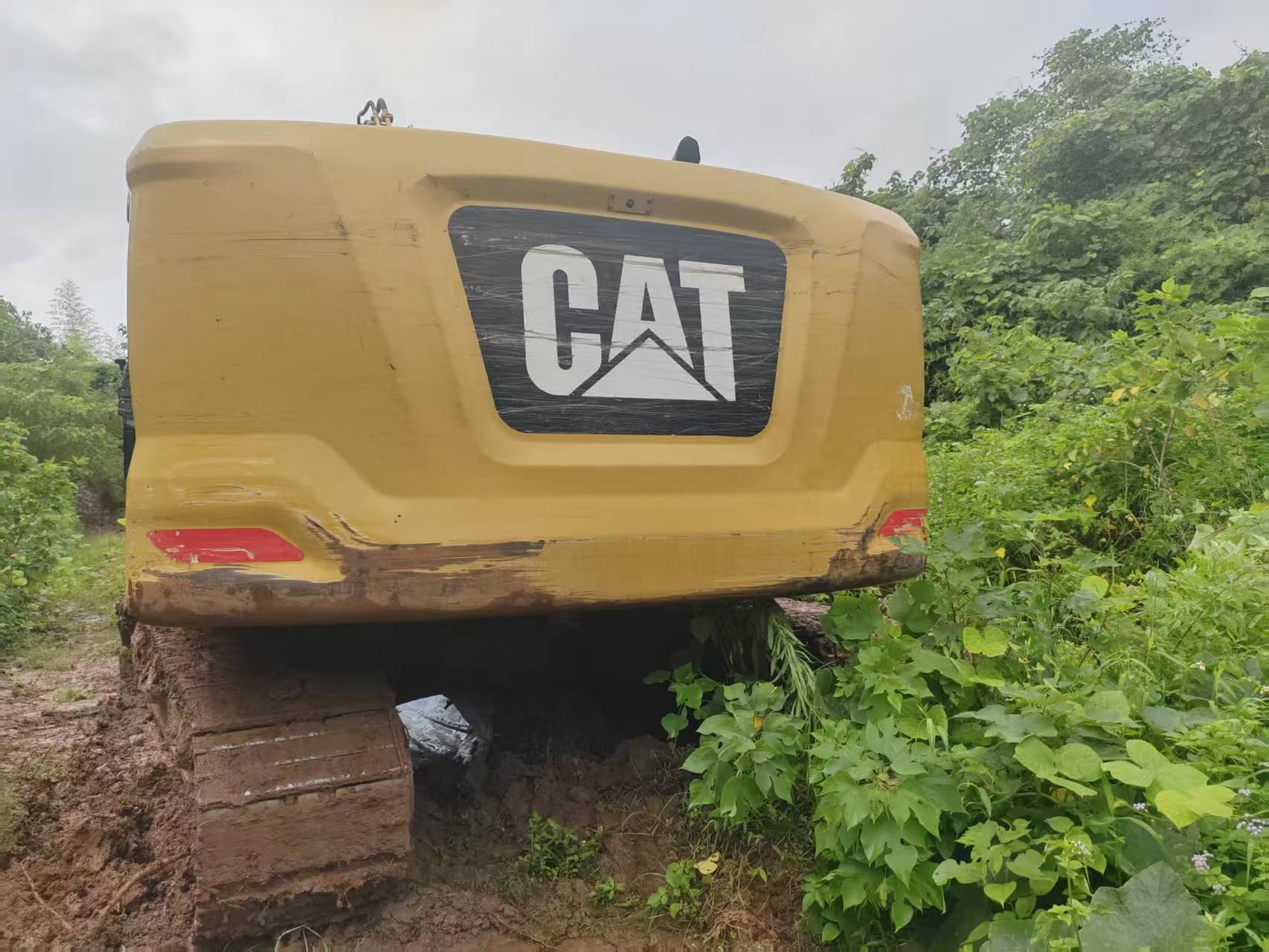 Buy Caterpillar 320A Used Excavator / 1