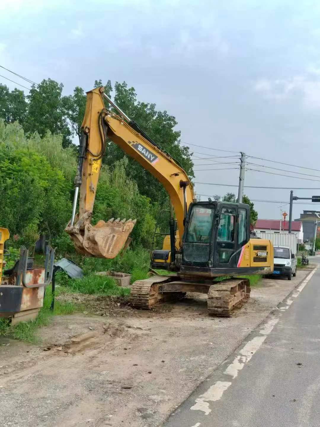Buy Sany SY135 Used Excavator / 3