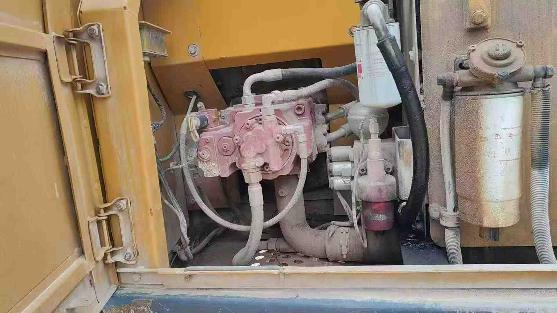 Buy XCMG XE150 Used Excavator / 4 Buy XCMG XE150 Used Excavator / 4
