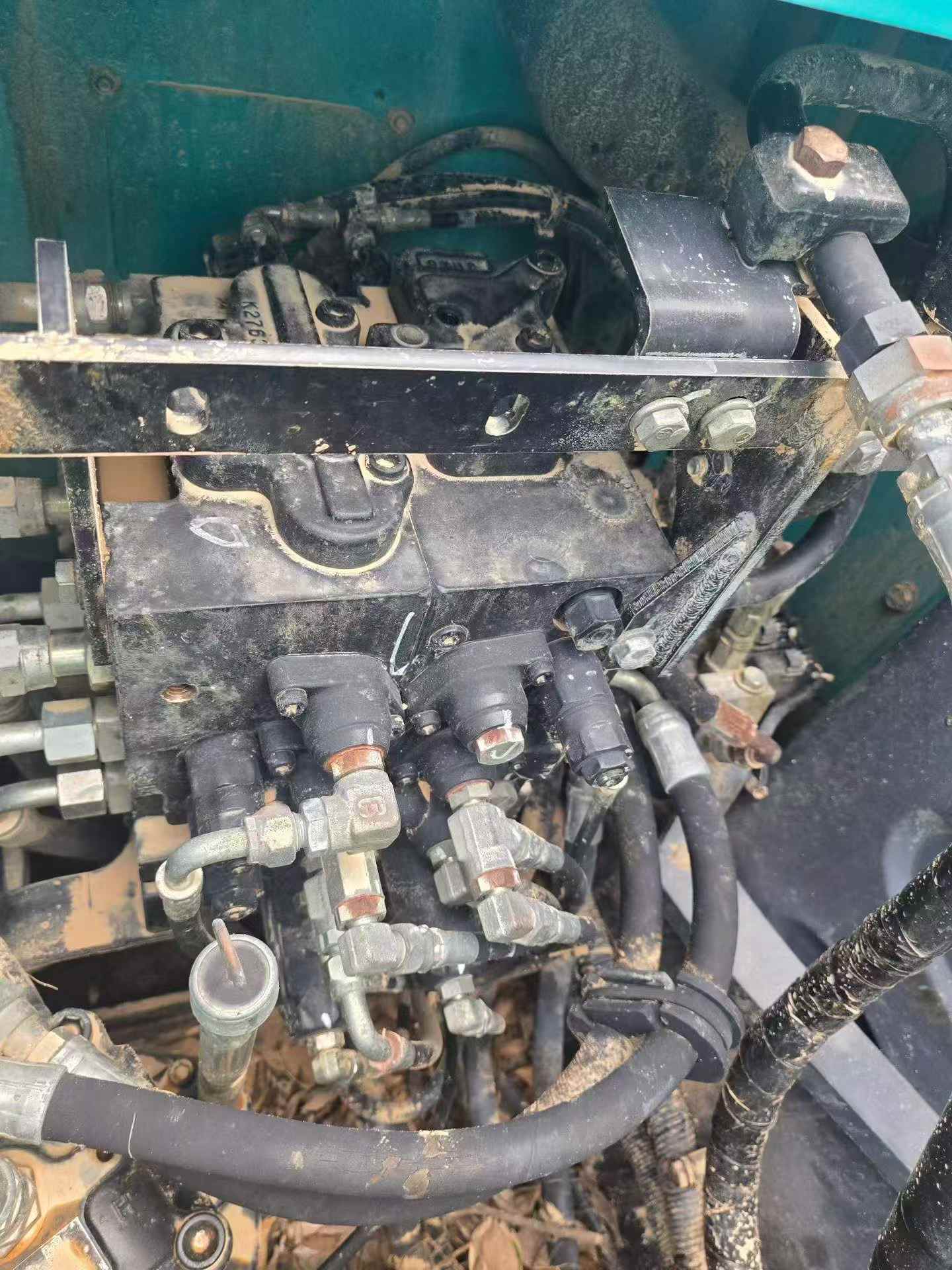 Buy Kobelco SK140 Used Excavator / 7