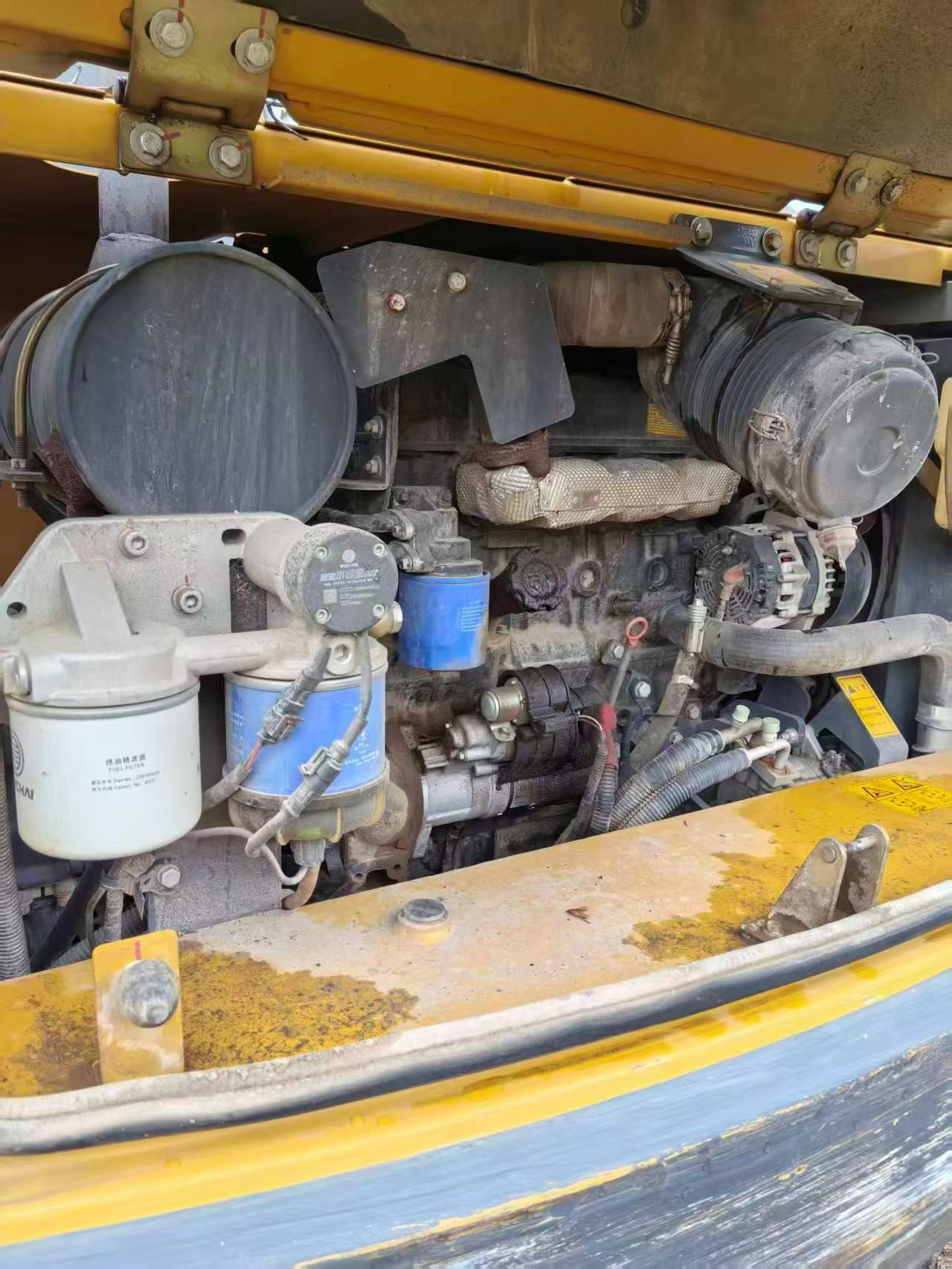 Buy XCMG XE75C Used Excavator / 3