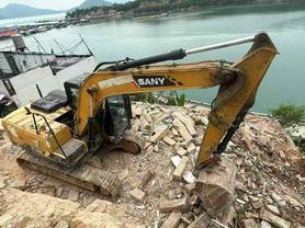 Buy Sany SY135 Used Excavator / 8 Buy Sany SY135 Used Excavator / 8