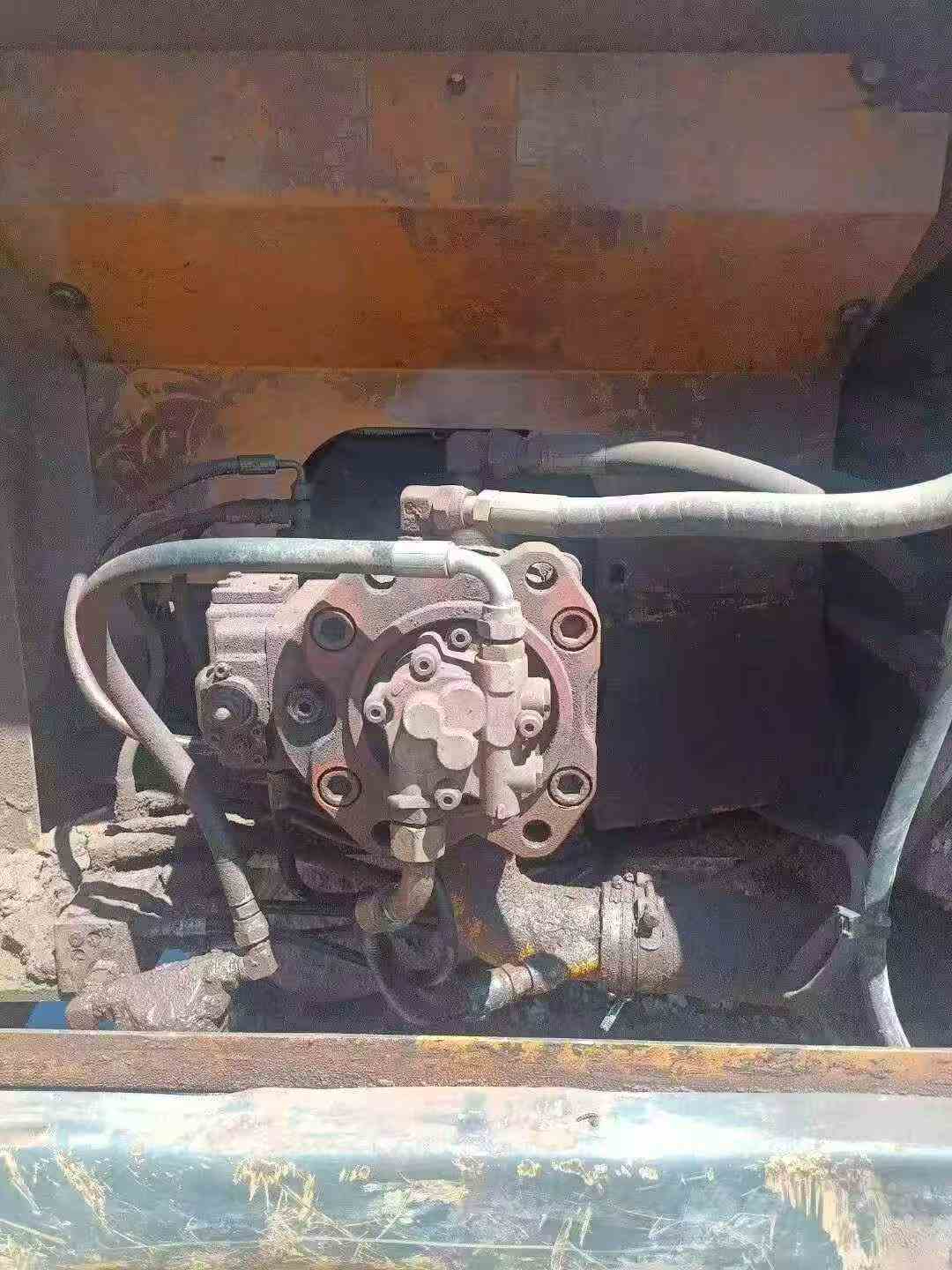 Buy Hyundai R225-7 Used Excavator / 4 Buy Hyundai R225-7 Used Excavator / 4