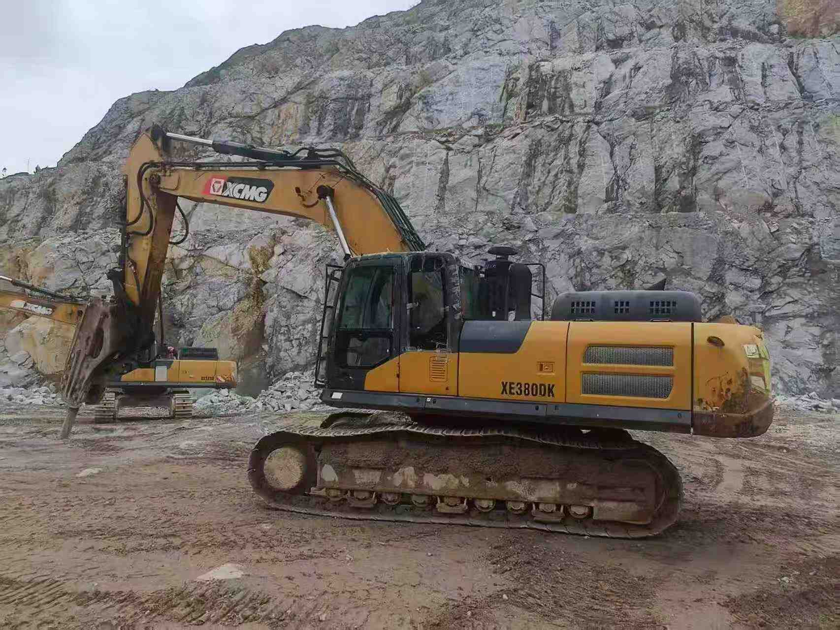 Buy XCMG XE380K Used Excavator / 5 Buy XCMG XE380K Used Excavator / 5