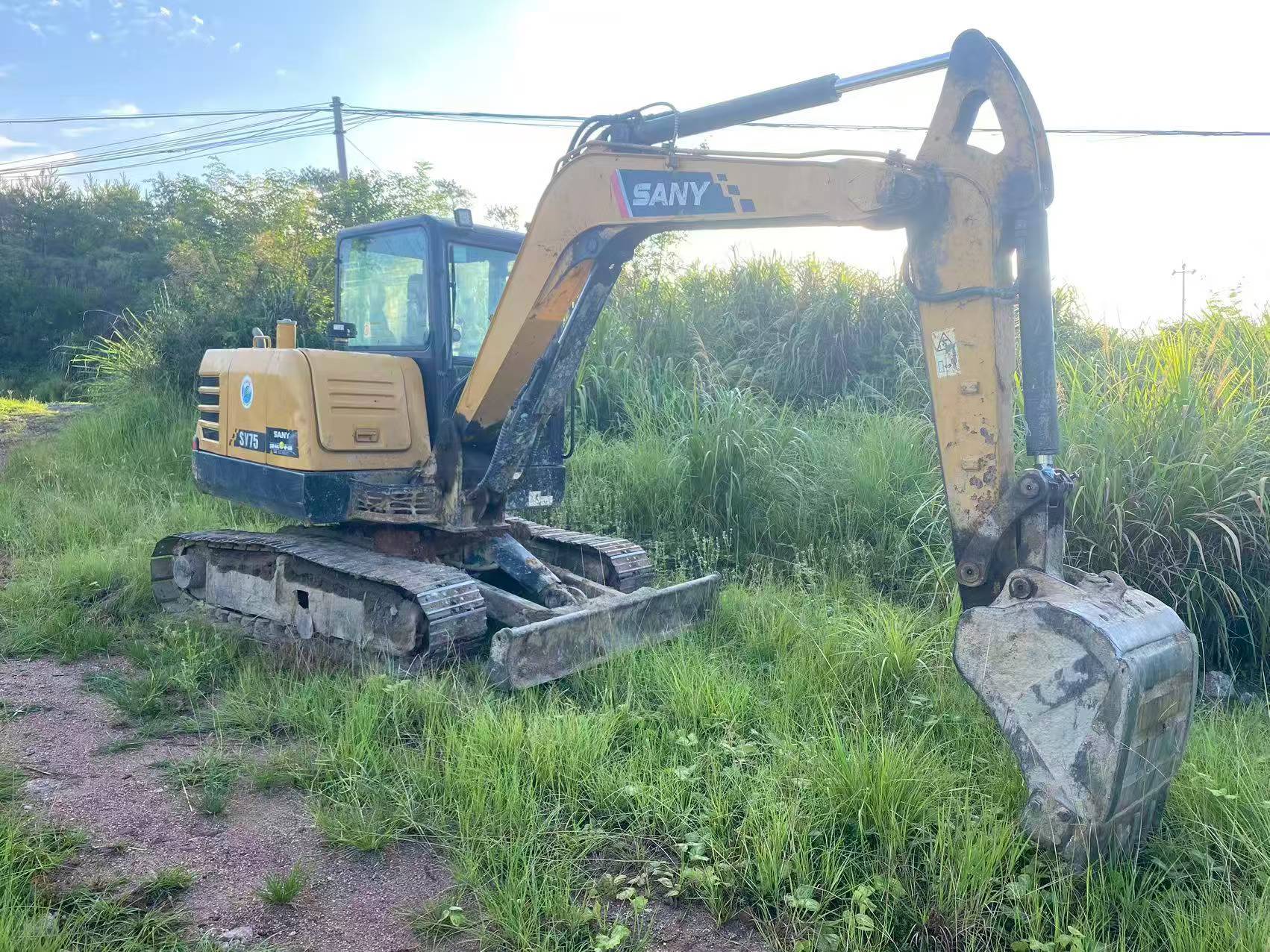Buy Sany SY55 Used Excavator / 3 Buy Sany SY55 Used Excavator / 3