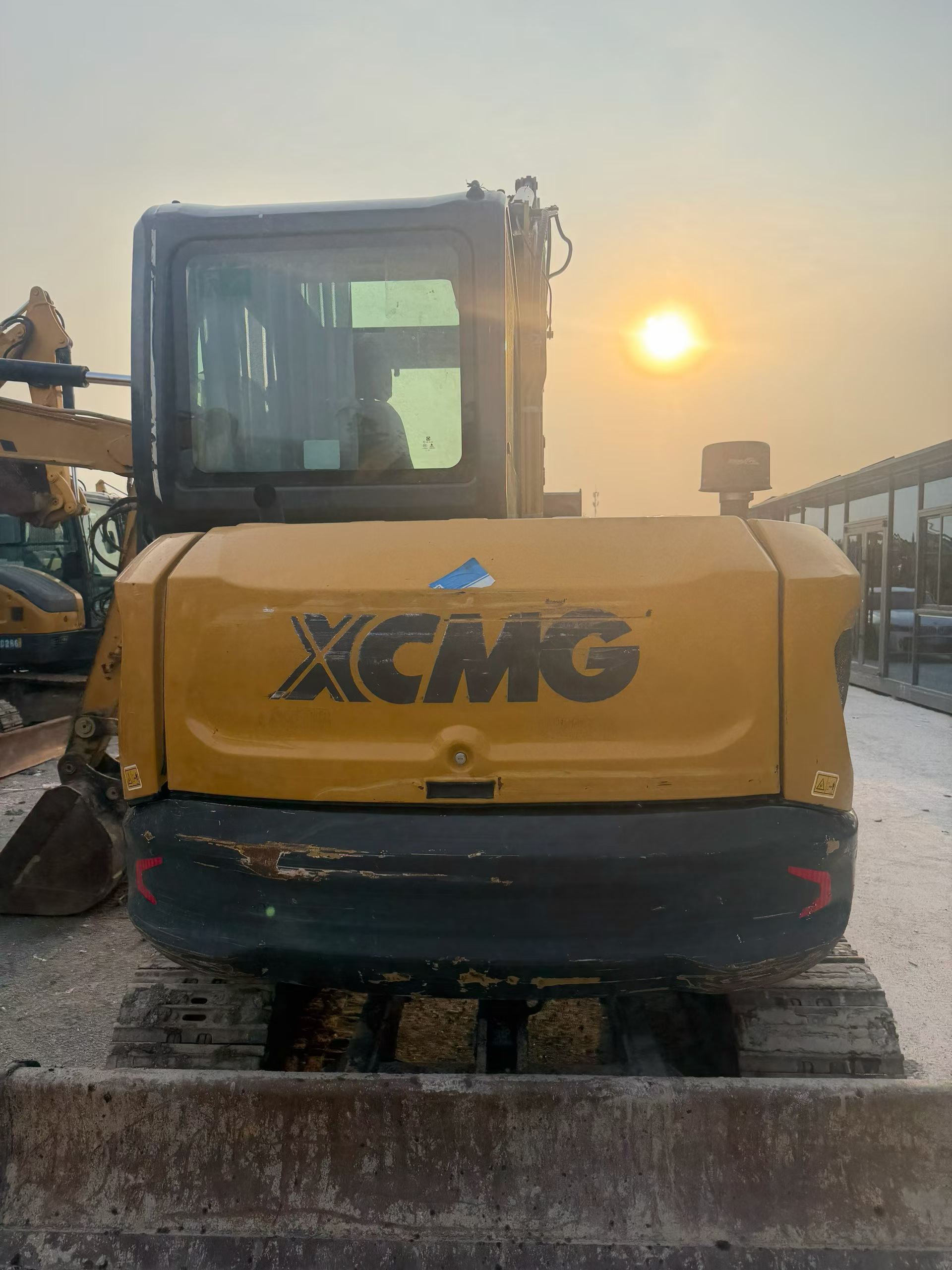 Buy XCMG XE60 Used Excavator / 5
