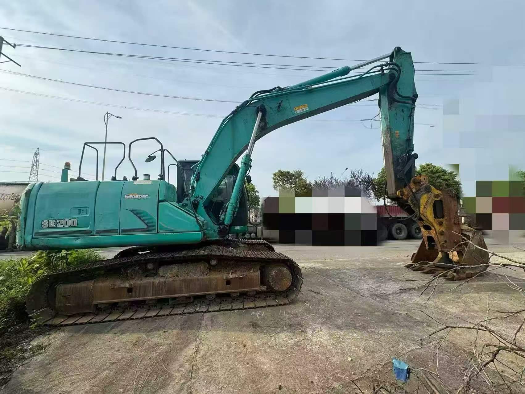 Buy Kobelco SK200-2 Used Excavator / 1