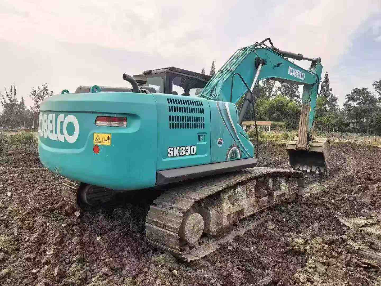Buy Kobelco SK270D Used Excavator / 5 Buy Kobelco SK270D Used Excavator / 5